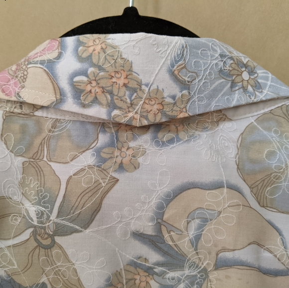 Jimi Hendrix Experience embroidered button up w/ signature. Highly detailed - Picture 10 of 15